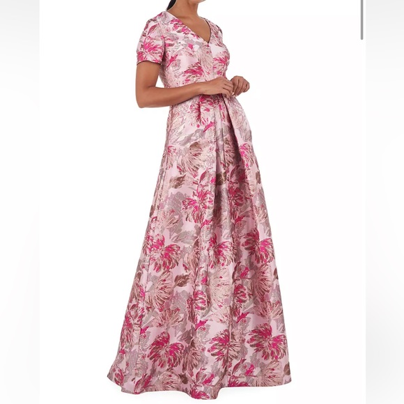 Kay Unger Rochelle Metallic Floral-Jacquard Gown Size 4 Azalea - Picture 3 of 5
